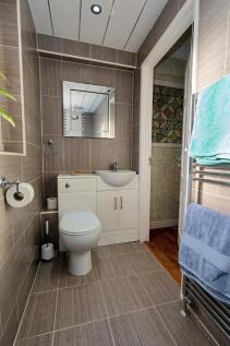 ShowerRoom_2.jpg