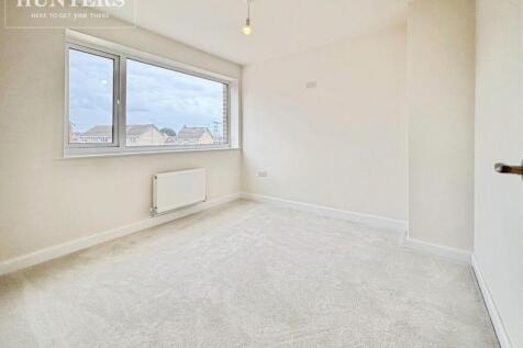 pbox-bedroom-335336.jpeg