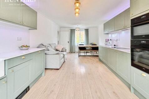 pbox-living_room-333471.jpg