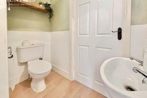 pbox-bathroom-333471.jpg