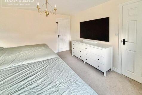 pbox-bedroom-333471.jpg