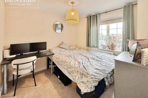 pbox-bedroom-333471.jpg