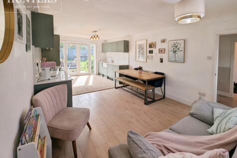 pbox-living_room-333471.jpg
