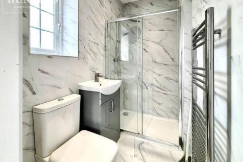 pbox-bathroom-332286.jpeg