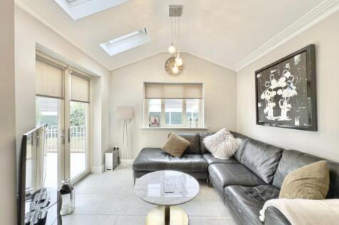 pbox-living_room-330911.jpg