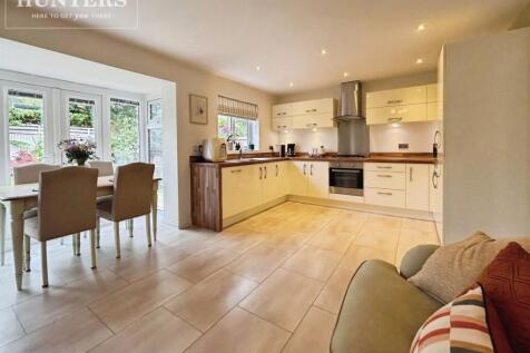 pbox-kitchen-332825.jpeg