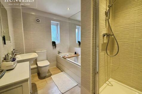 pbox-bathroom-332825.jpeg