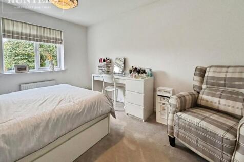 pbox-bedroom-332825.jpeg