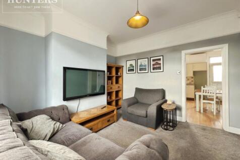 pbox-living_room-333407.jpeg