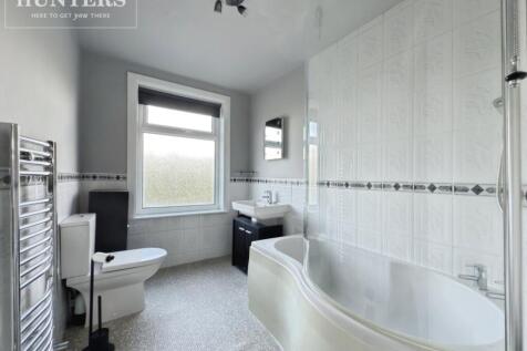 pbox-bathroom-334433.jpeg