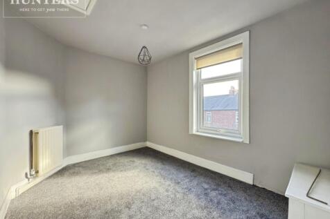 pbox-bedroom-334433.jpeg