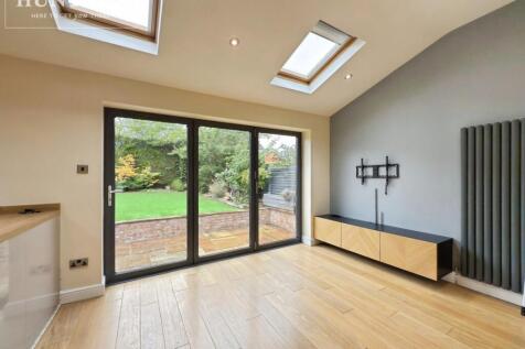 pbox-living_room-334949.JPG