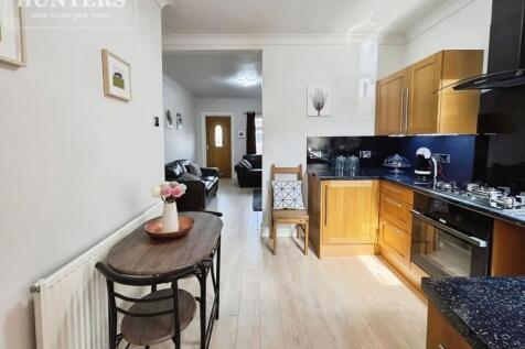 pbox-dining_room-336576.jpeg