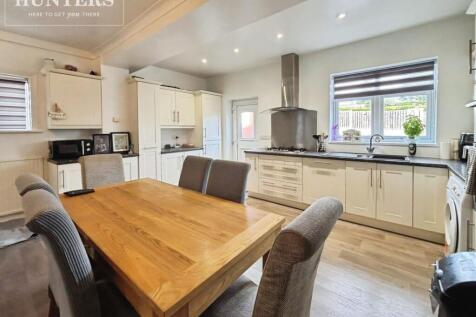 pbox-dining_room-336897.jpeg