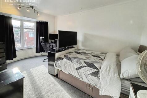 pbox-bedroom-336897.jpeg
