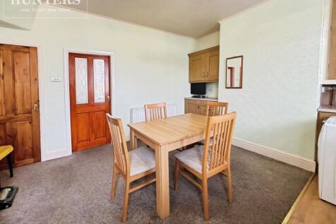 pbox-dining_room-337579.jpeg