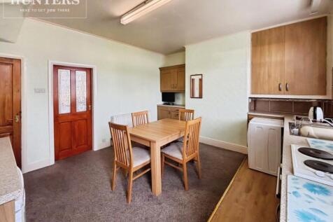 pbox-dining_room-337579.jpeg