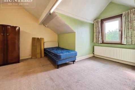 pbox-bedroom-337579.jpeg