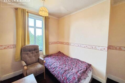 pbox-bedroom-337579.jpeg