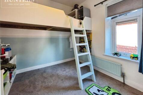 pbox-bedroom-338400.jpeg
