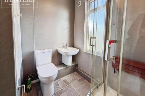 pbox-bathroom-339091.jpeg