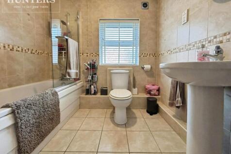 pbox-bathroom-340588.jpg