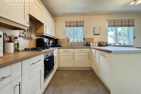 pbox-kitchen-339123.jpeg