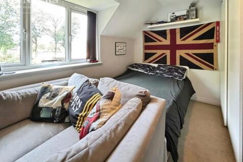 pbox-bedroom-339123.jpeg