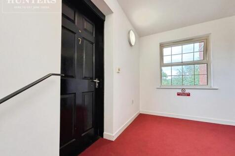 pbox-bedroom-342063.jpg