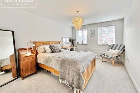 pbox-bedroom-336927.jpg