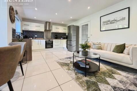 pbox-living_room-343377.jpg