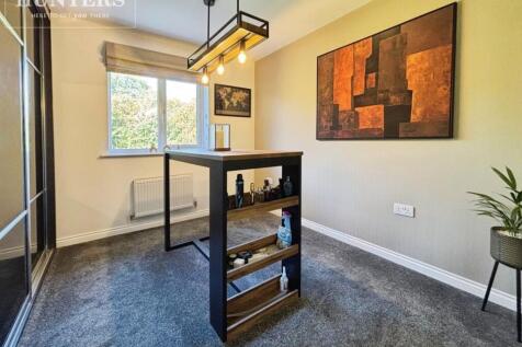 pbox-bedroom-343377.jpg
