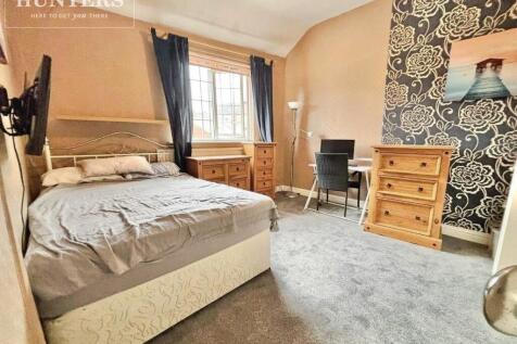 pbox-bedroom-345913.jpg