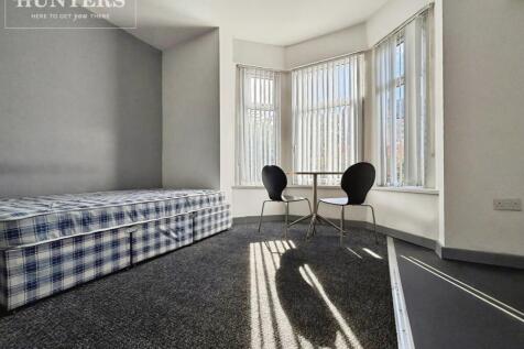pbox-bedroom-344538.jpg