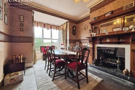 pbox-dining_room-341358.jpg