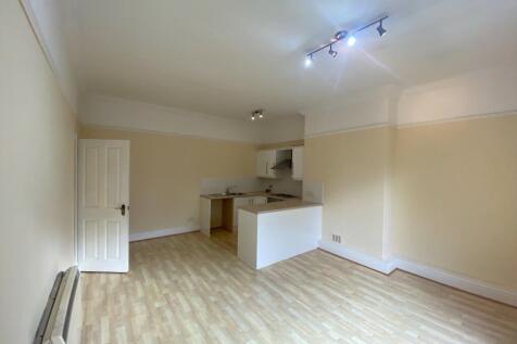 Lounge/Kitchen