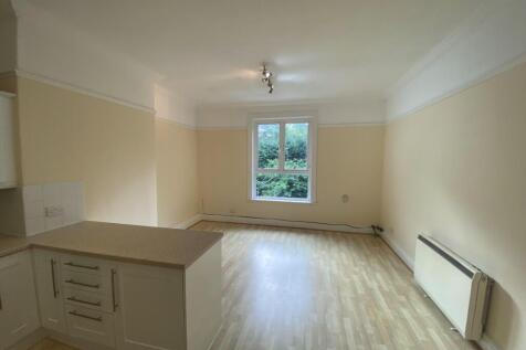 Lounge/Kitchen