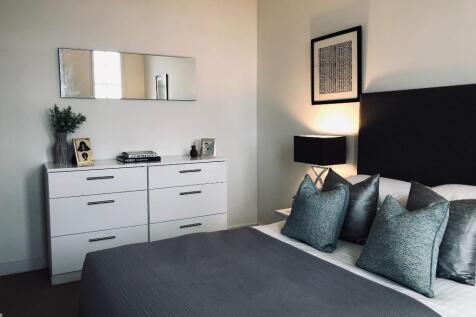 Show Apartment
