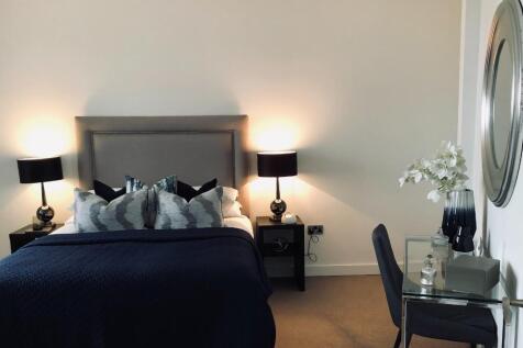 Show Apartment
