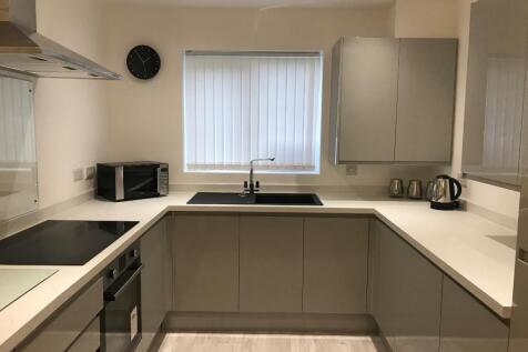 Communal Kitchen 1