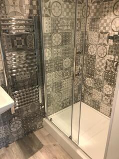 Room 1 Ensuite