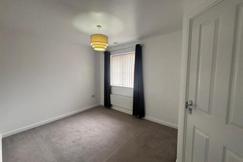 bedroom1.jpg
