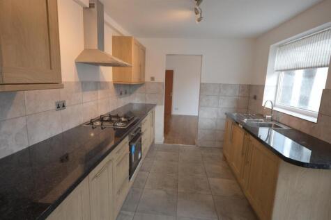 Kitchen1 .jpg