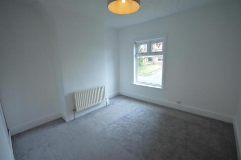 Bedroom 1.JPG