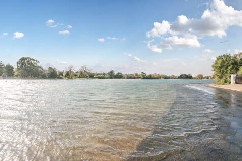 Alverstoke Lake