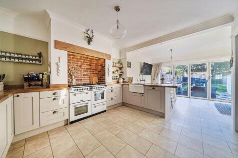 Open Plan Kitchen/ Dining/ Family Room