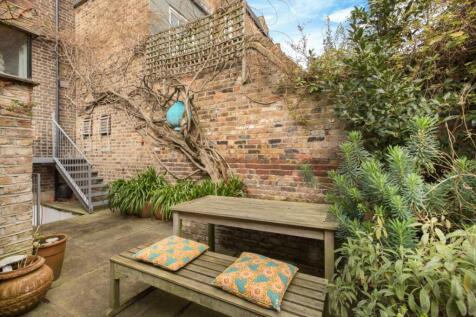 Barnsbury Road 12...