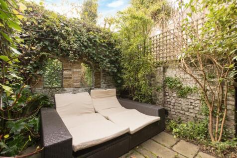 Barnsbury Road 12...