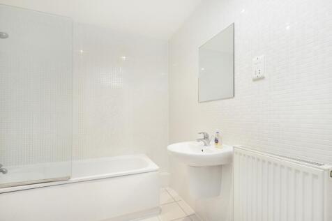 De Beauvoir House...
