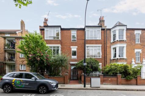 Holly Mansions F2...
